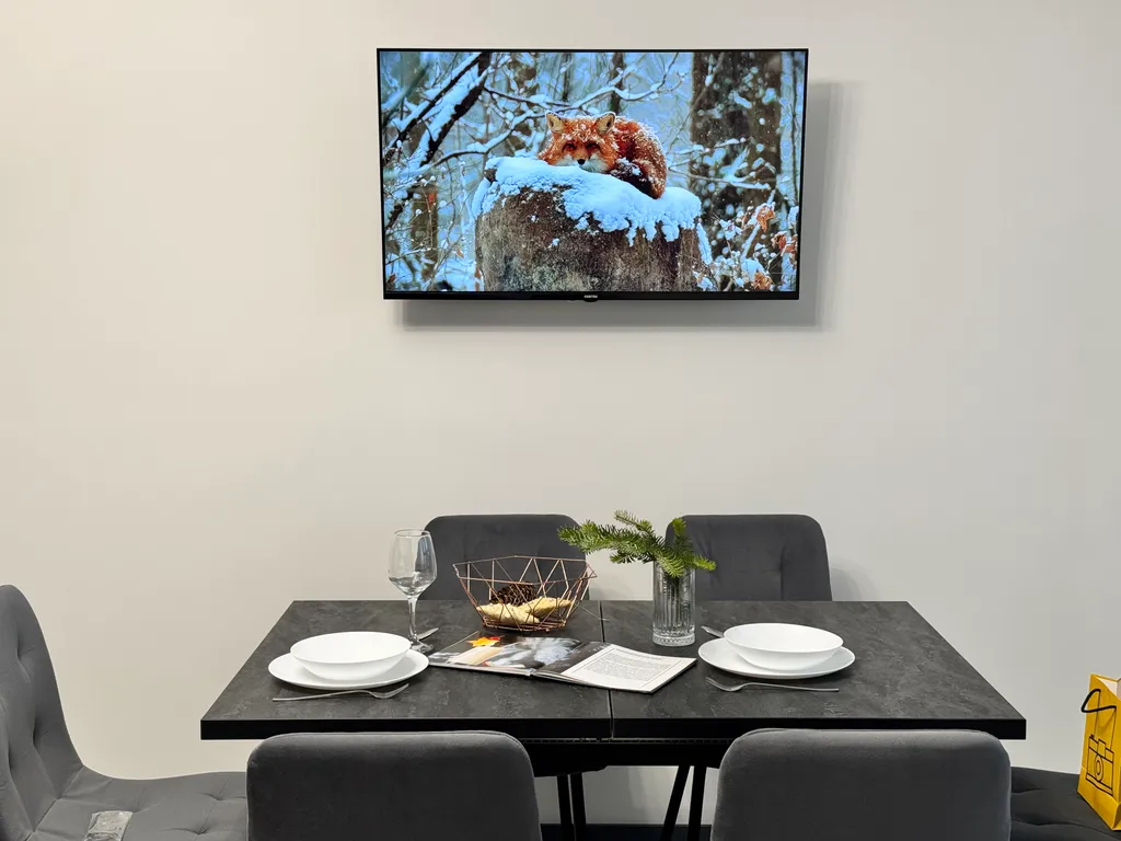 Двухкомнатная просторная квартира с панорамным видом на парк в центре