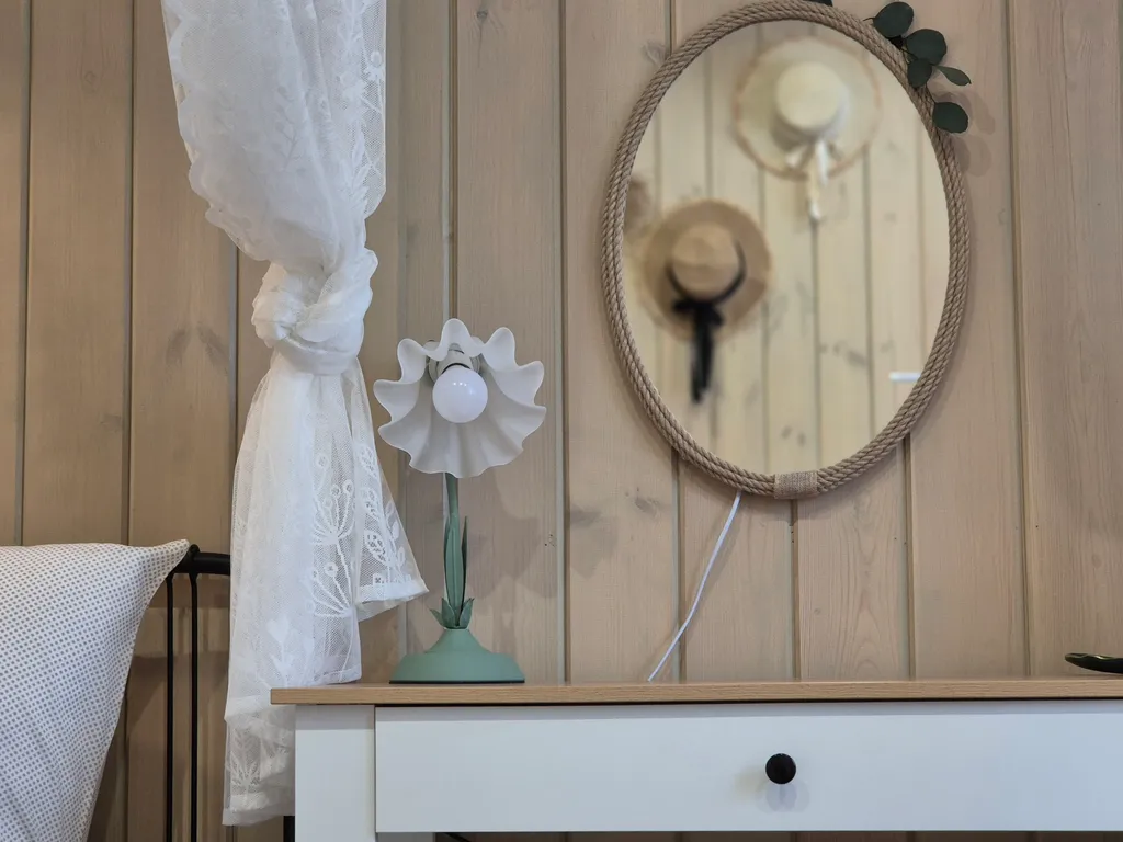 Коттедж Уютнейший дом с роскошным видом на озеро — Ларионово