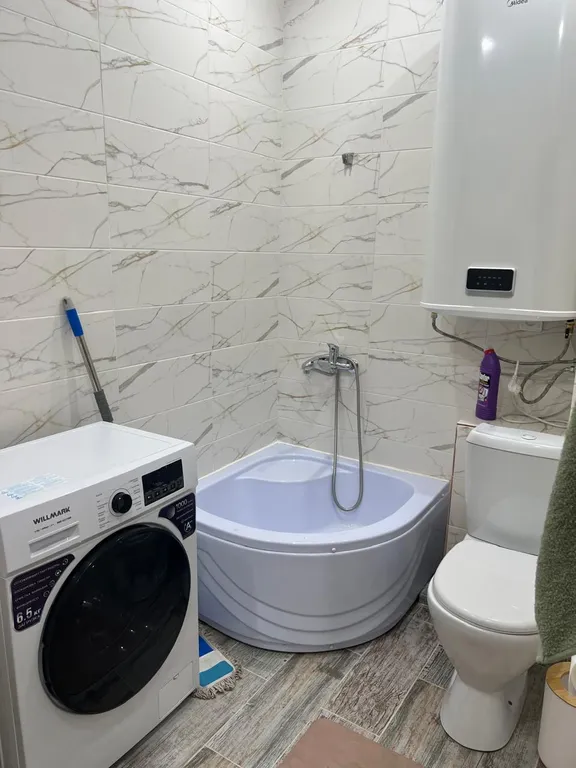 1-комнатная квартира, в центре города, рядом с морем