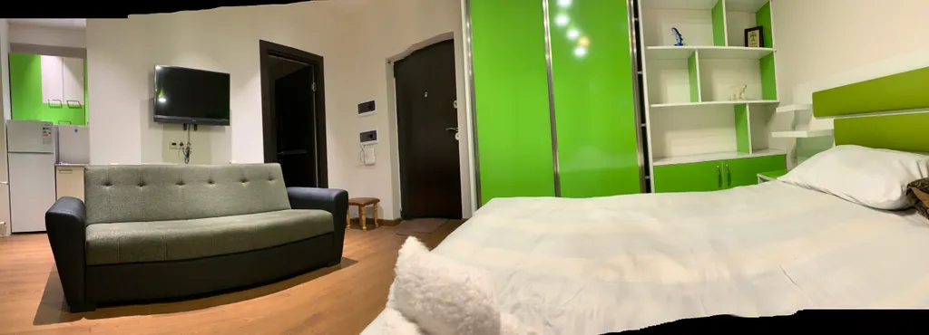 City Central Apartment (студия с витражами)