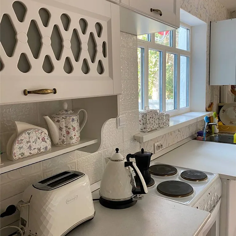 Домик в лотосах (Основной дом)