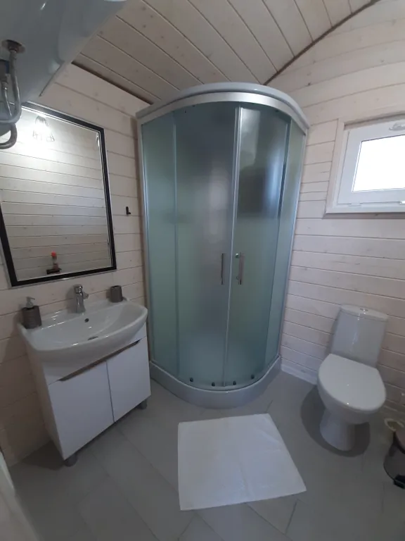 Коттедж Уютный домик на первой линии Азовского моря — Кучугуры