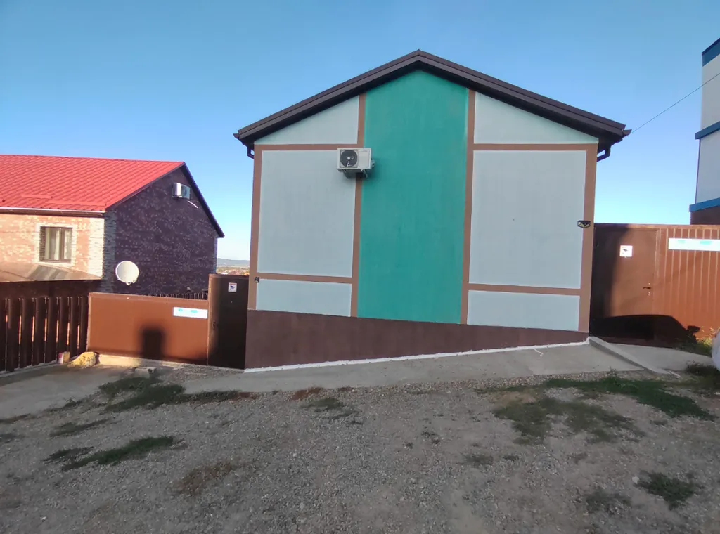 Бирюзовый дом