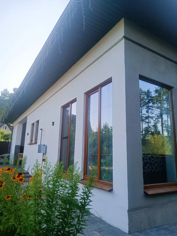 Новый уютный коттедж в черте города