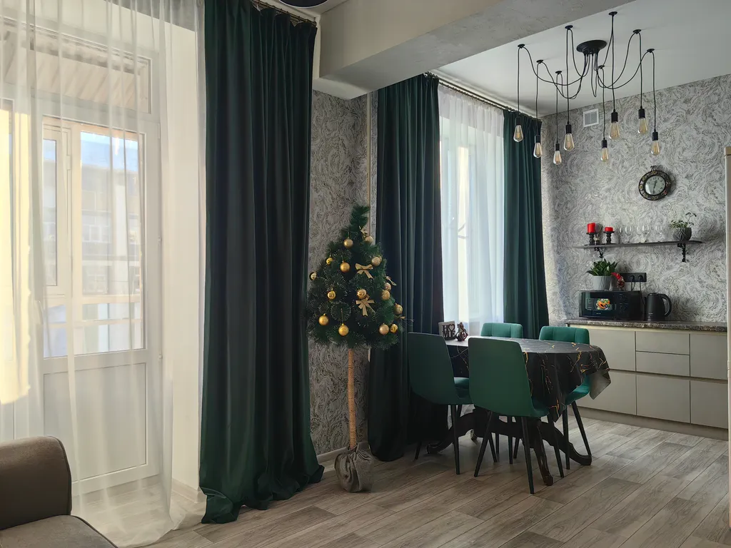 Квартира с новым ремонтом в центре города