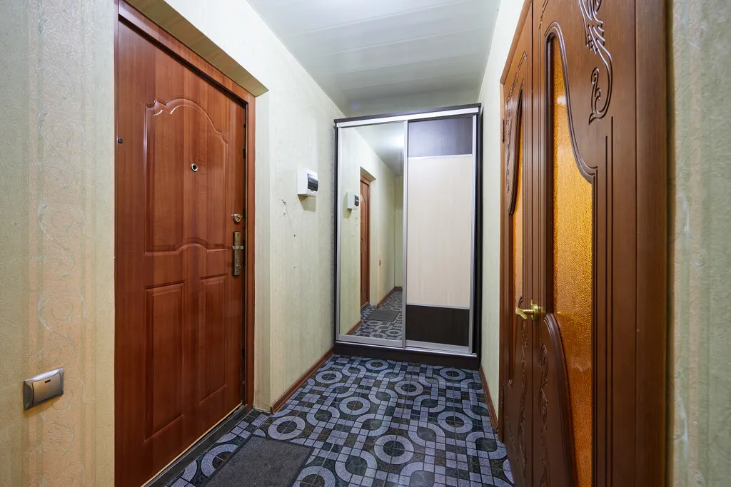 Квартира район Башня, Медеор, Сад победы, Оптик-Центр, ХШ Трактор