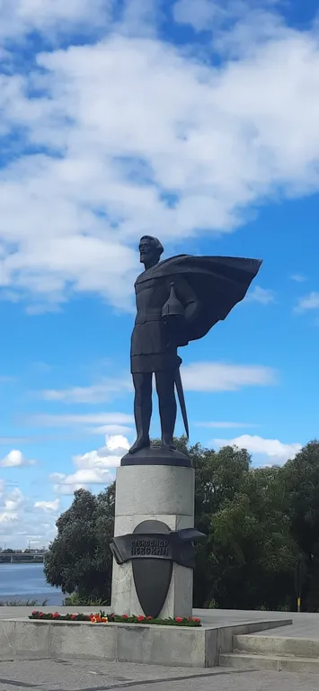 Апартамент с шикарным видом на Волхов