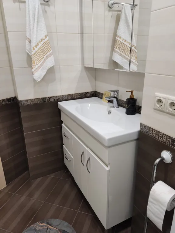 Уютная и просторная студия с отличным ремонтом