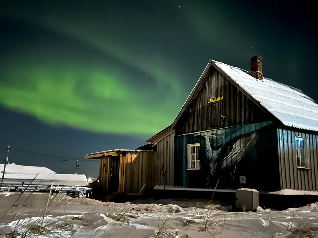 Коттедж Старинный дом для путешественников с современным ремонтом — аренда посуточно в Териберка