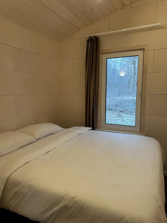 Уютный дом нa бeрегу лесногo озeра 2