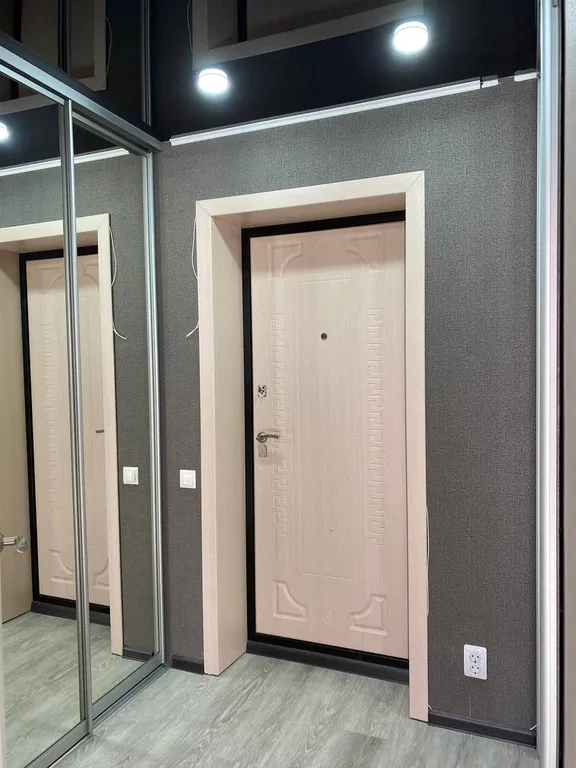 Стильная квартира-студия с теплым полом