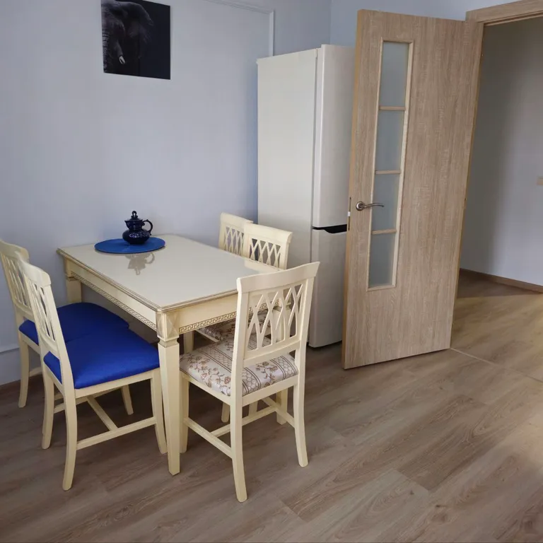 Комфортная 2‑комнатная квартира: свежий ремонт и вид на аквапарк