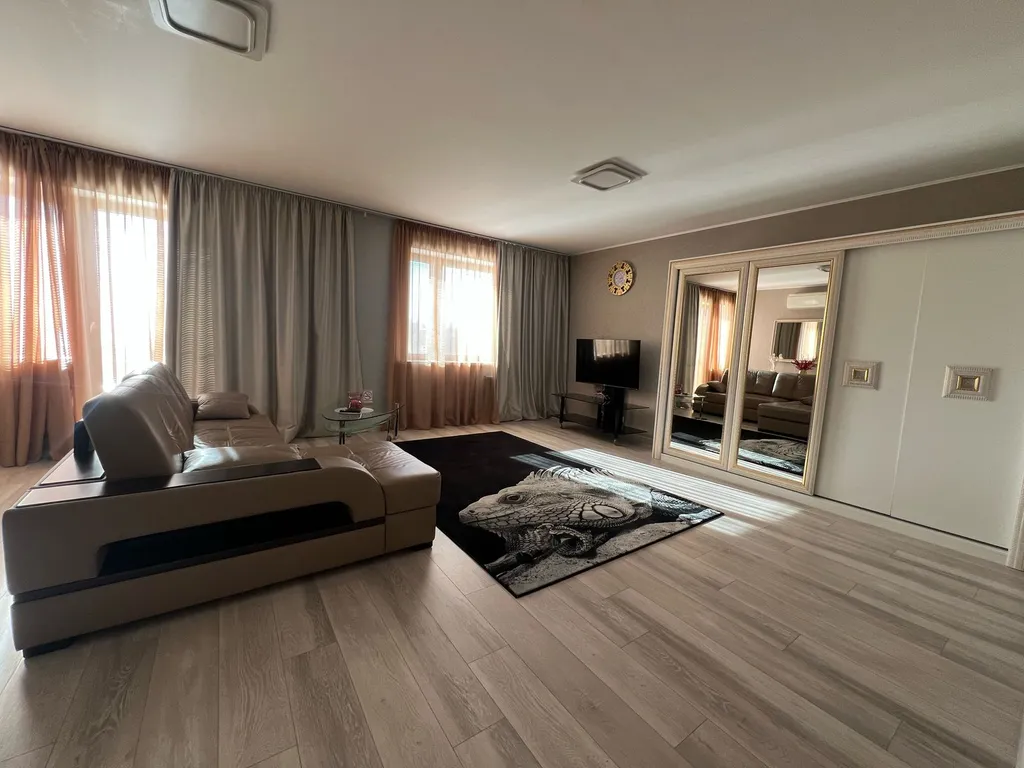 Апартамент Old Town