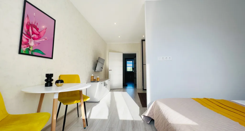 Просторная, ухоженная квартира недалеко от моря