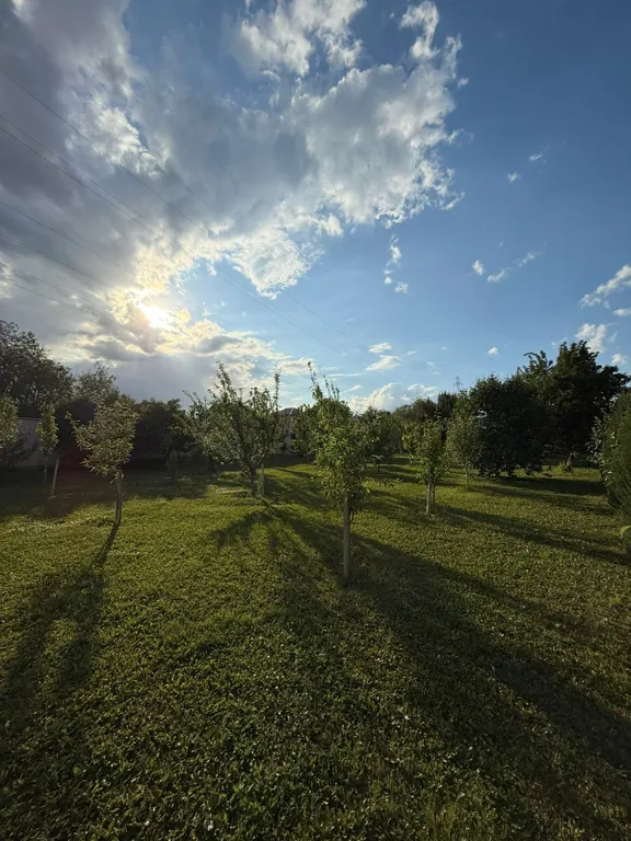 Четырехместный семейный номер с четырьмя кроватями в мансарде