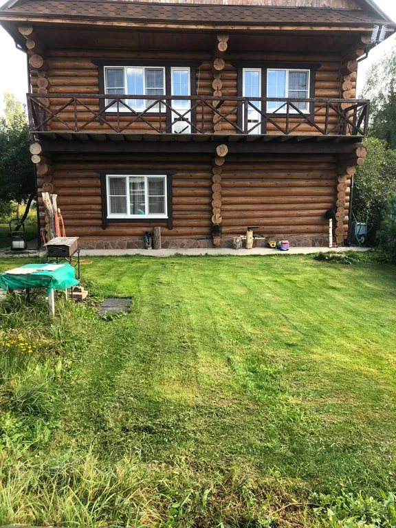 Большой дом с русской баней на дровах и чаном в Зелёном городе