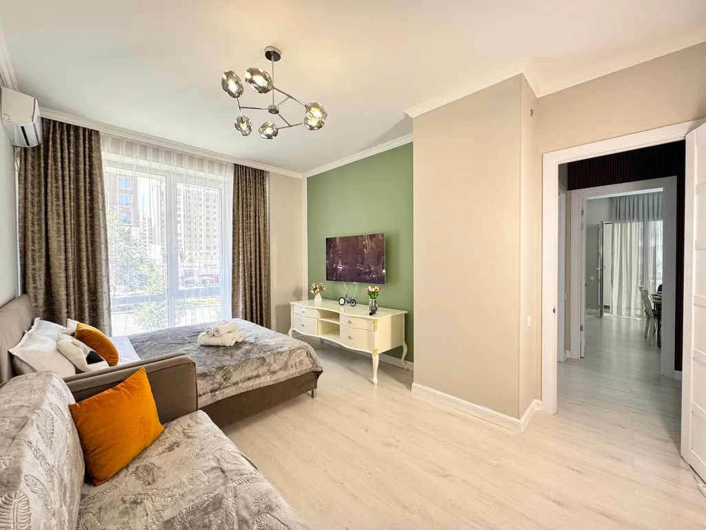 2-комнатная в жк 4you, рядом с тц Mega