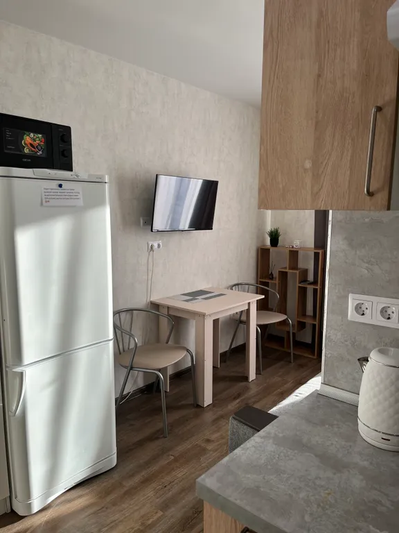 Квартира Небольшая уютная студия — аренда посуточно в Екатеринбург