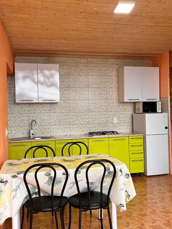 Уютный домик с видом на море