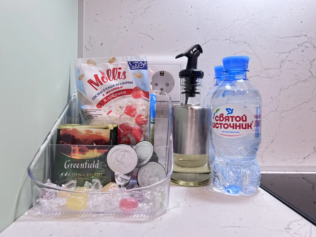 Трешка у аквапарка с панорамным видом на реку