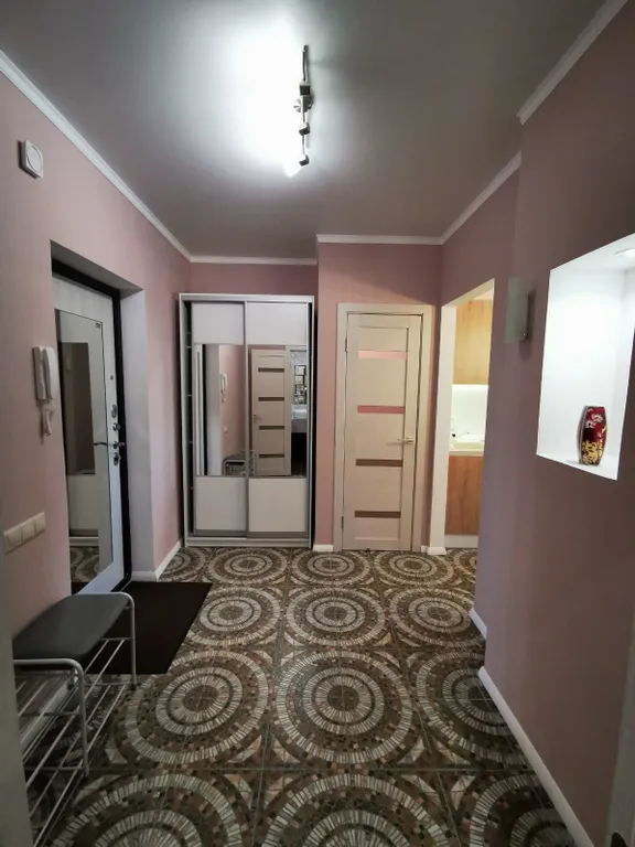 1-комнатная квартира с шикарным видом на набережную, первая линия у крокуса