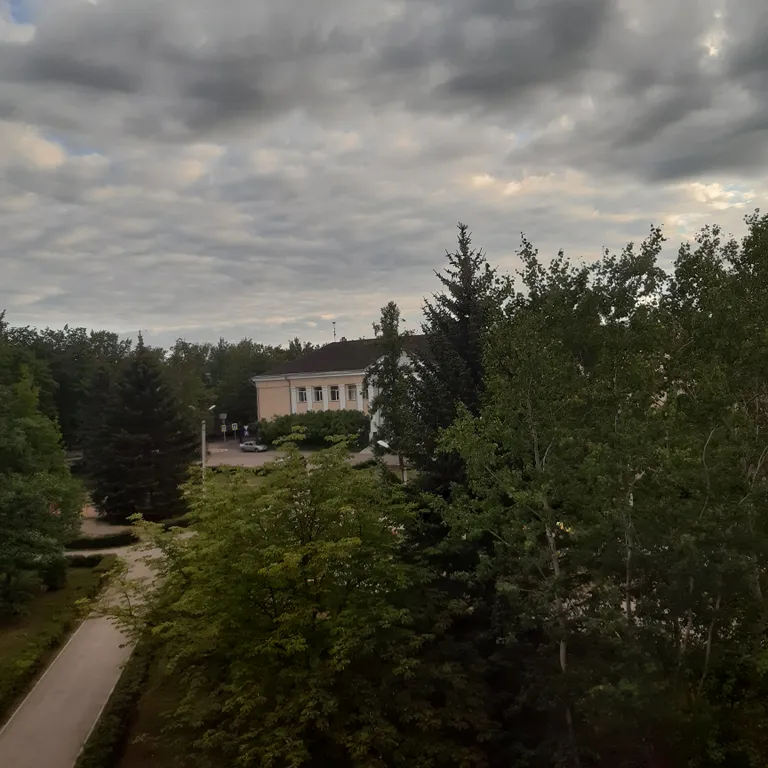 Квартира в центре города — аренда посуточно в Великие Луки