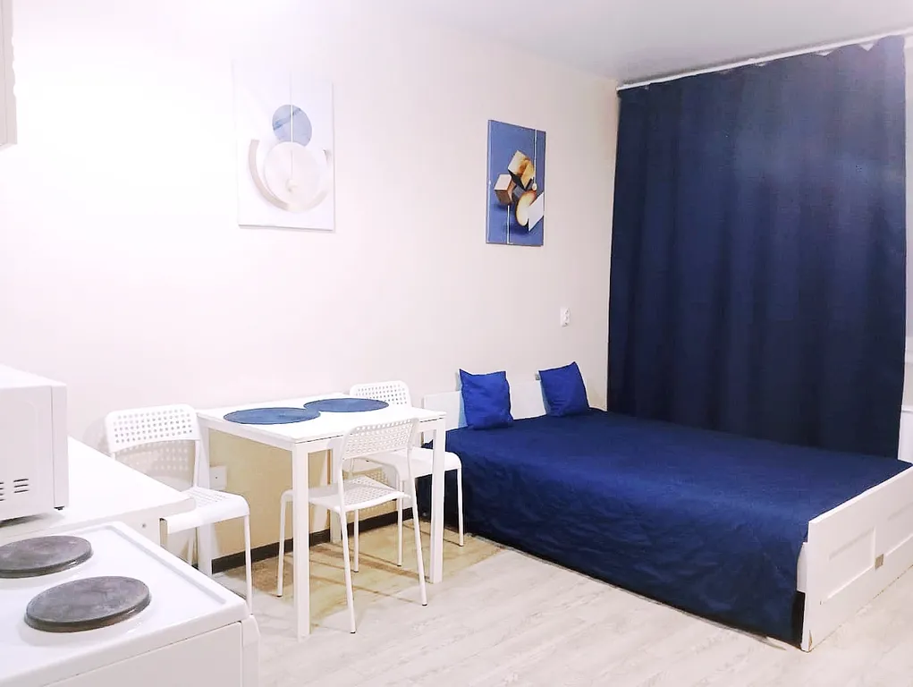 Студия на Взлетки у ТРЦ Планета