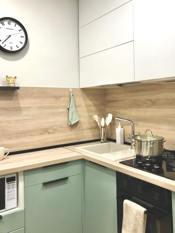 Двухкомнатная светлая квартира