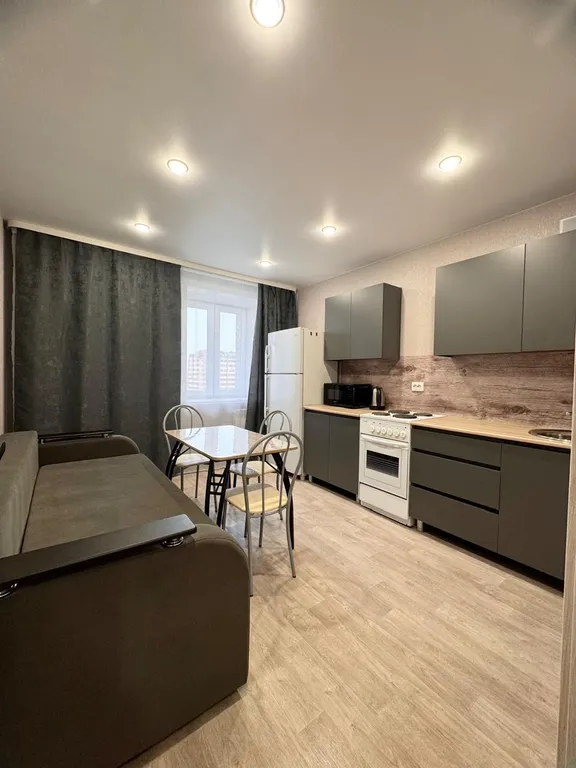 Уютная квартира в центре города с видом на Китай