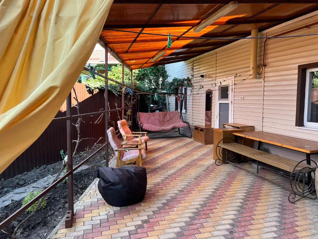 Уютный дворик