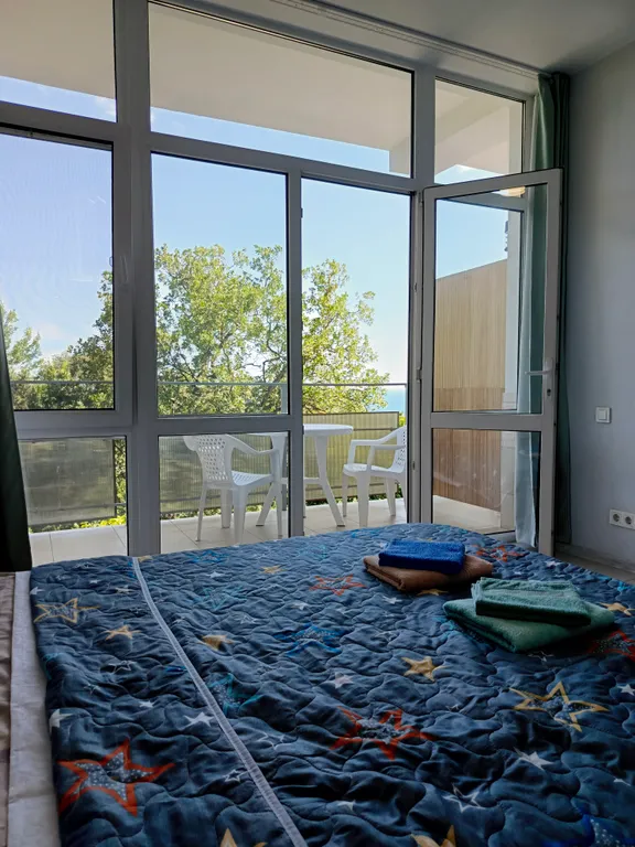 Уютная студия с видом на море