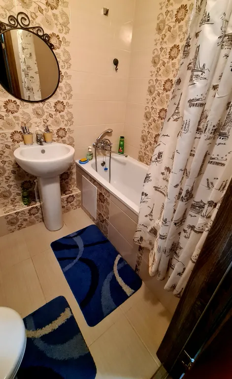 Евродвушка с видом на реку