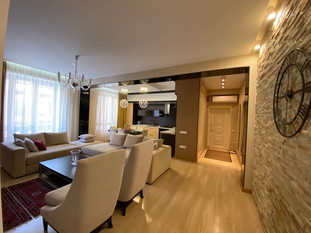 Дизайнерская квартира в центре Каспийска