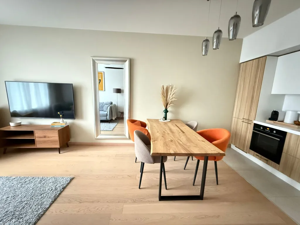 АПАРТАМЕНТЫ ТРЕХКОМНАТНЫЕ 'ФЭМИЛИ  ОНЛИ ФЛЭТПОРТ', для 6 гостей