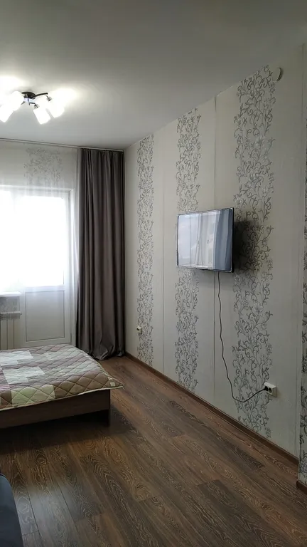 Замечательн квартира-студия на въезде в город и красивым видом на горы