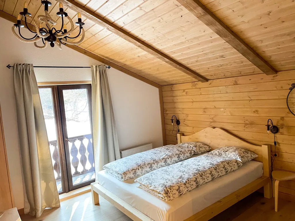 4-комнатный Дом