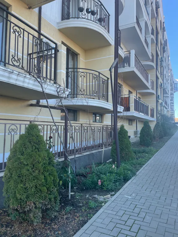 Современная студия в элитном многоквартирном доме к моря