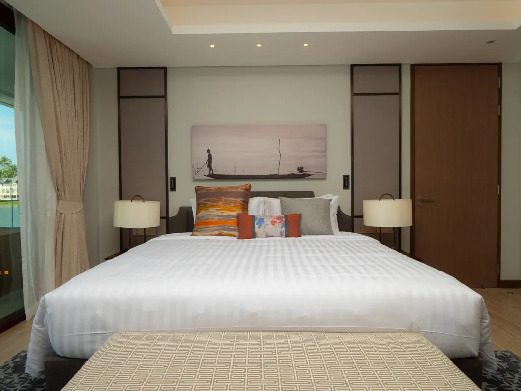 Angsana Oceanview Apartments with jacuzzi in Laguna area N122