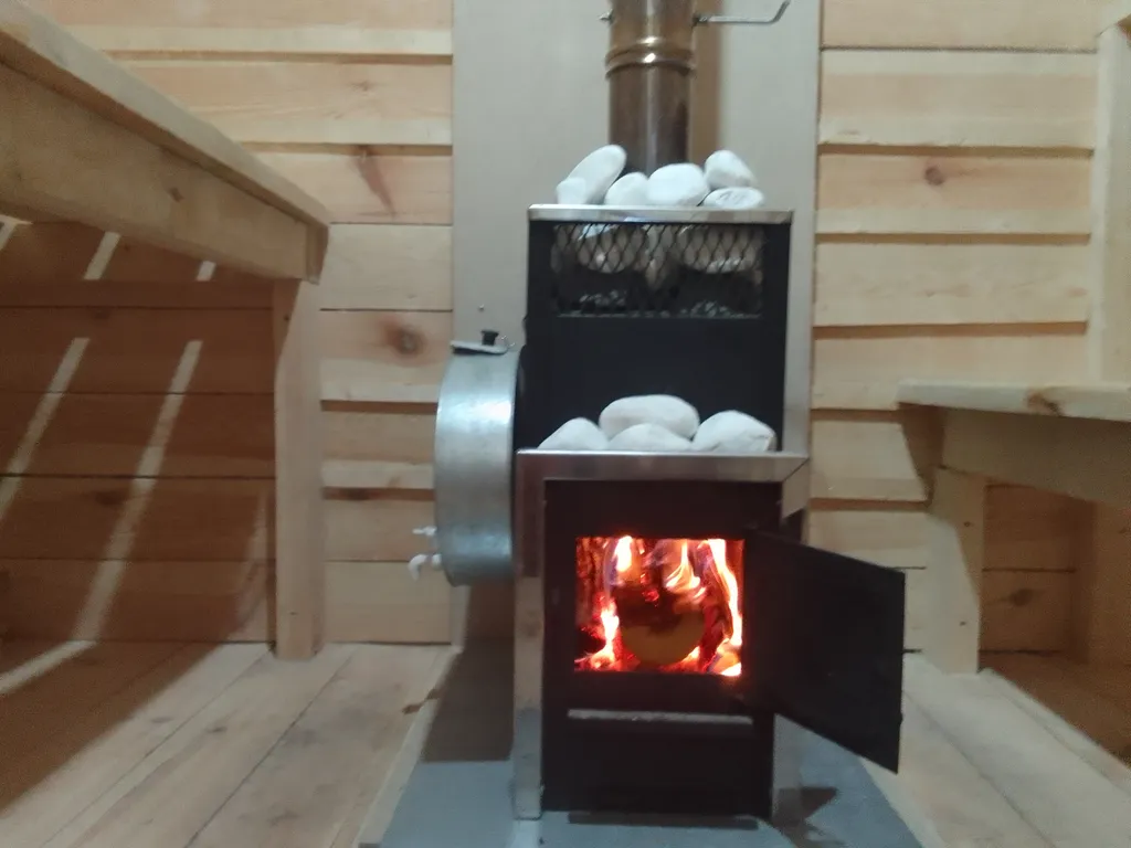 Дом за Дериглазова с баней и чаном