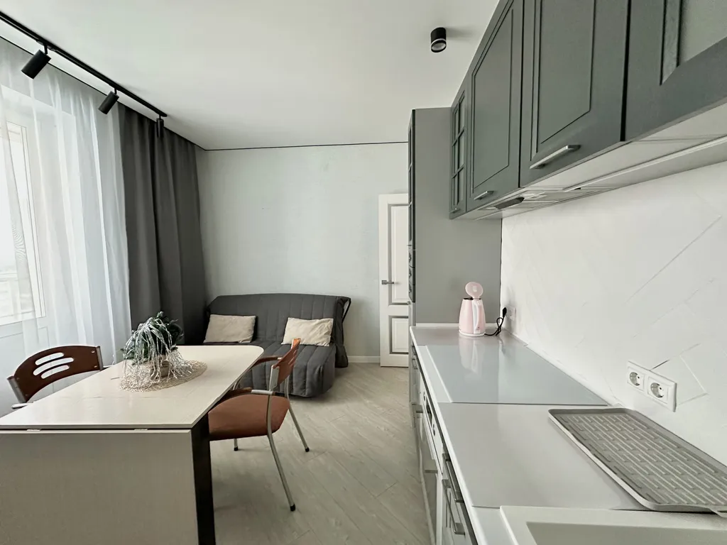 Апартаменты возле парка с озером