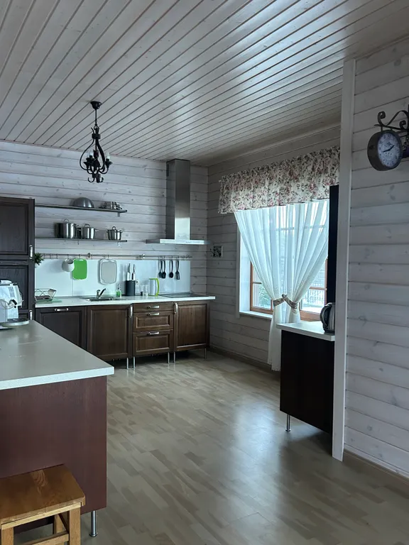 4-комнатный Дом