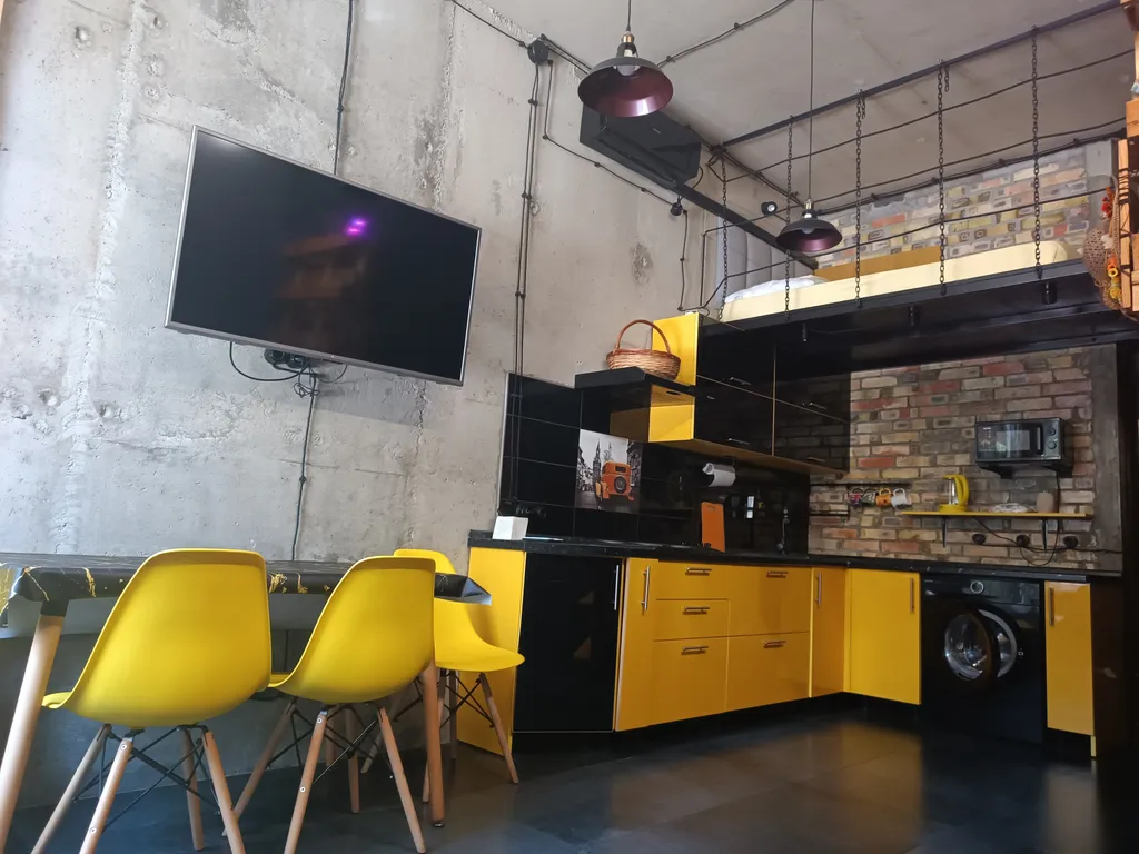 Лофт-студия в Царском гараже