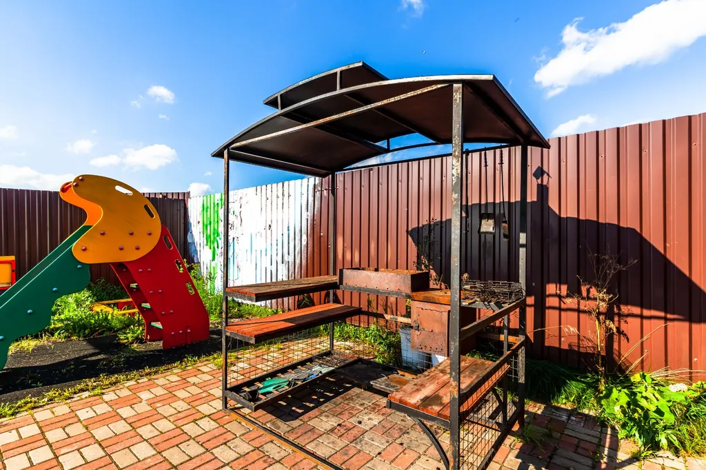 Коттедж с бассейном