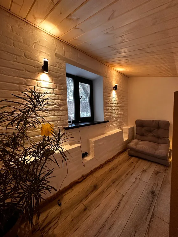 Уютные трехуровневые апартаменты в стиле Лофт в центре города Уровни