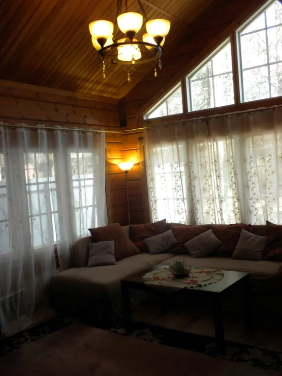 Уютный коттедж в сосновом лесу рядом с Москвой