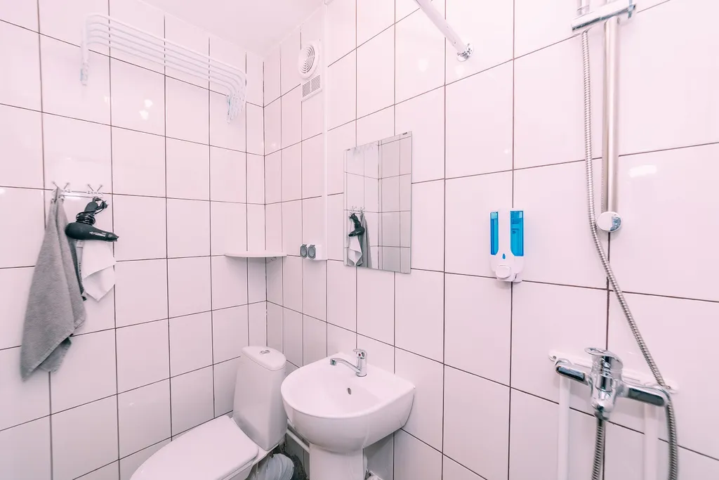 Комната со своим санузлом и мини-кухней в историческом центре Казани