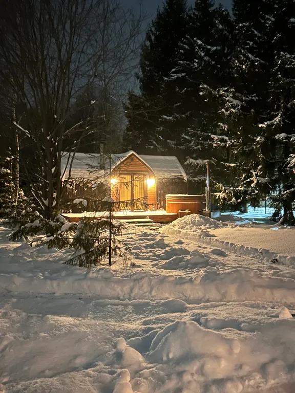 Коттедж Уютный Домик с камином, баней и купелью — Истра