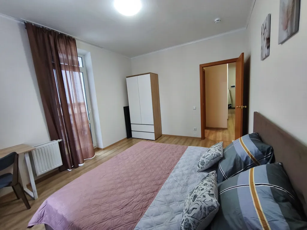 Квартира Просторная 2-х комнатная квартира с прекрасными видами  возле метро — Екатеринбург