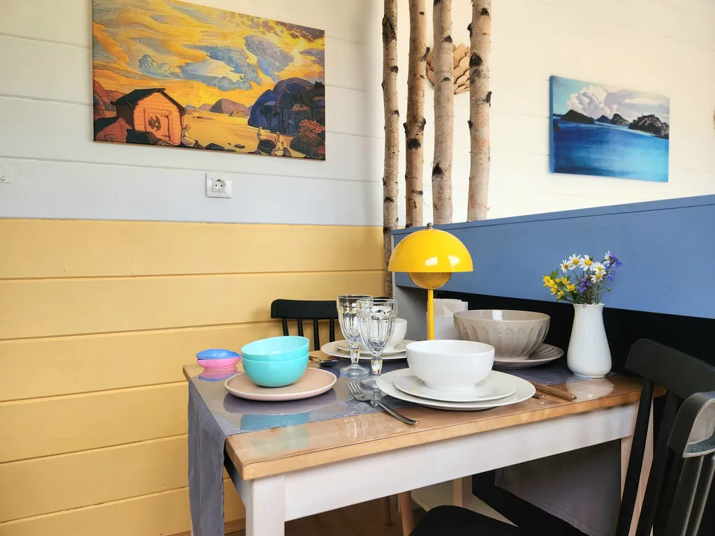 Дом с березками