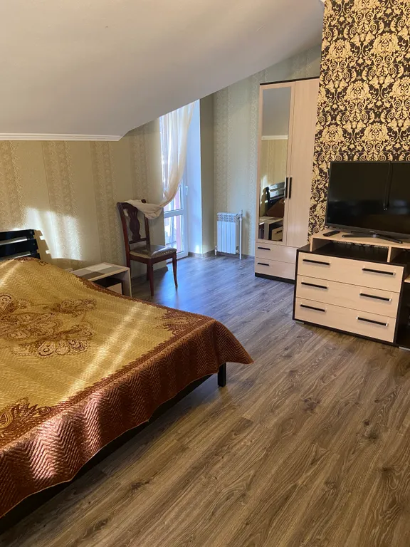 SPA-дом в Ялте. Бассейн круглый год, сауна, 10 соток рая+треккинг.